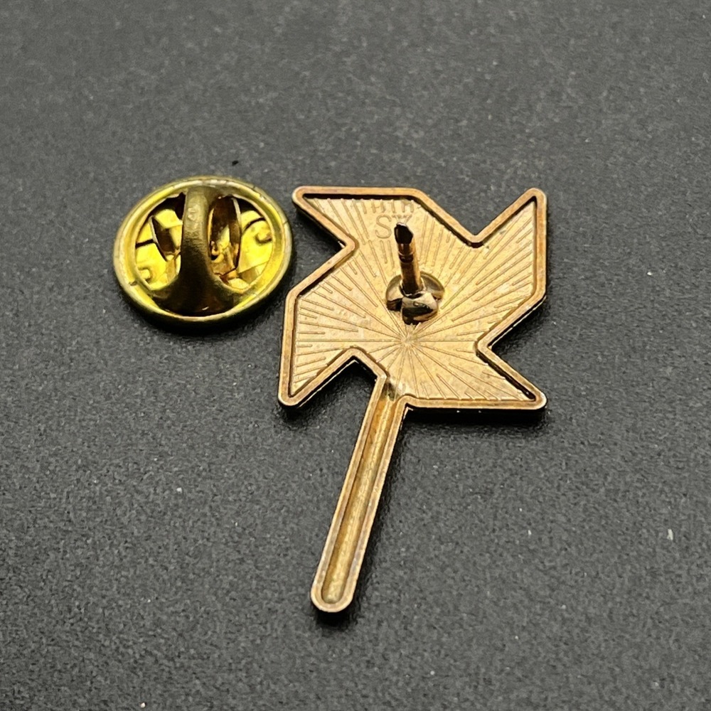 Cartoon Pinwheel Lapel Hat Pin‎ - Picture 3 of 3